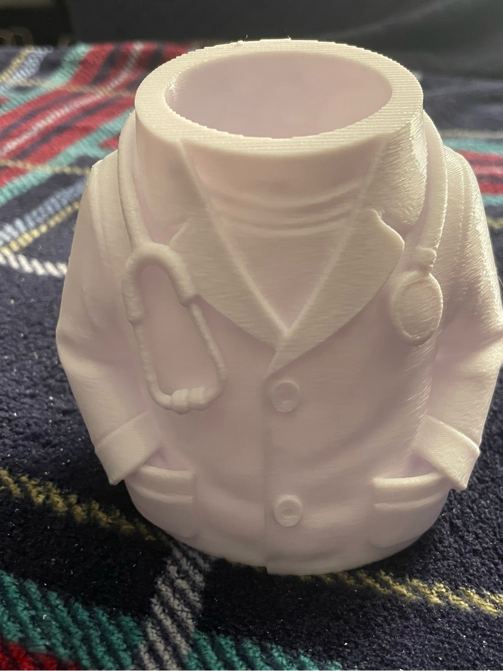 Desktop doctor molded pencil cup